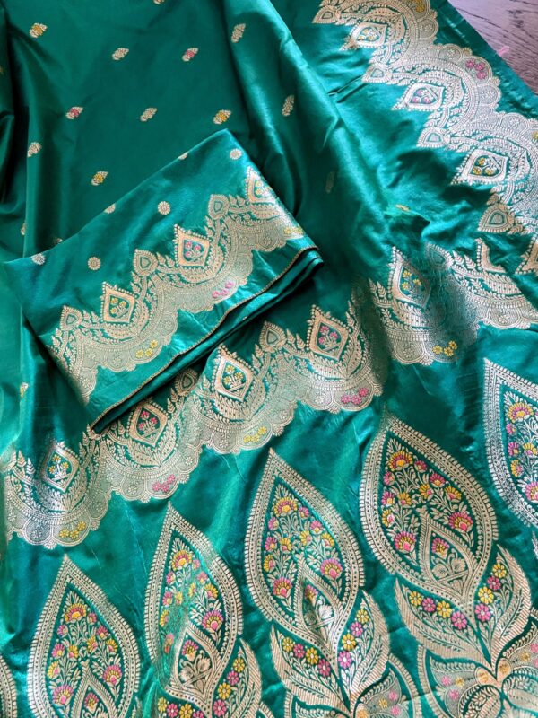 Katan Banarasi Saree Green - Image 3